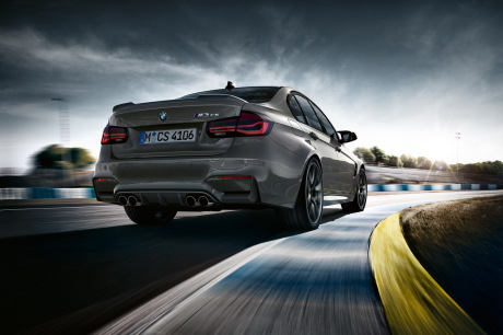 BMW M3 CS : pour une virée sur circuit en famille BMW M3 CS : pour une virée sur circuit en famille